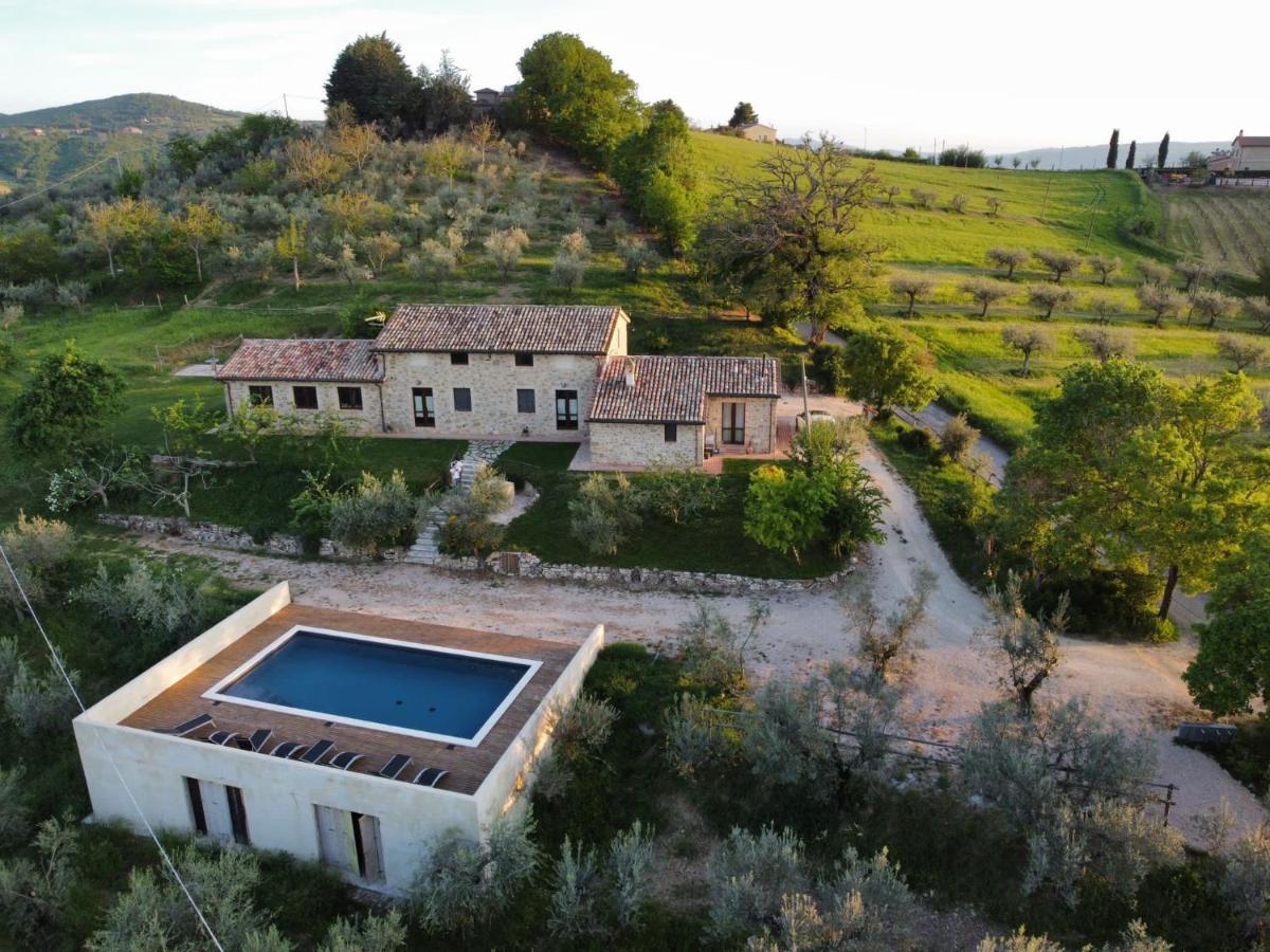 Agriturismo Sant'Angelo Holiday Farm 구알도카타네오 외부 사진