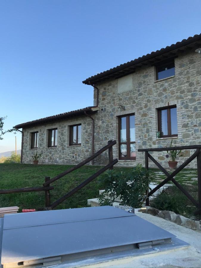 Agriturismo Sant'Angelo Holiday Farm 구알도카타네오 외부 사진